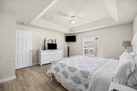 Villa ou maison à vendre à Port St. Lucie, Floride: 4 chambres, 199.46 m2 № 2085240 - photo 18