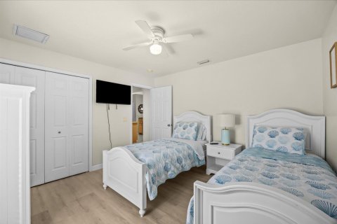 Villa ou maison à vendre à Port St. Lucie, Floride: 4 chambres, 199.46 m2 № 2085240 - photo 23