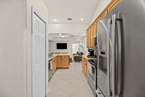 Villa ou maison à vendre à Port St. Lucie, Floride: 4 chambres, 199.46 m2 № 2085240 - photo 14