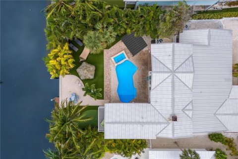 House in Anna Maria, Florida 5 bedrooms, 357.12 sq.m. № 1845210 - photo 5