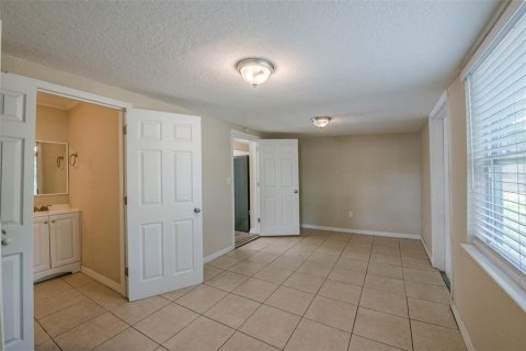 House in Orlando, Florida 3 bedrooms, 100.98 sq.m. № 1834782 - photo 18