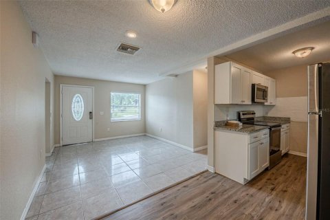 Casa en venta en Orlando, Florida, 3 dormitorios, 100.98 m2 № 1834782 - foto 10