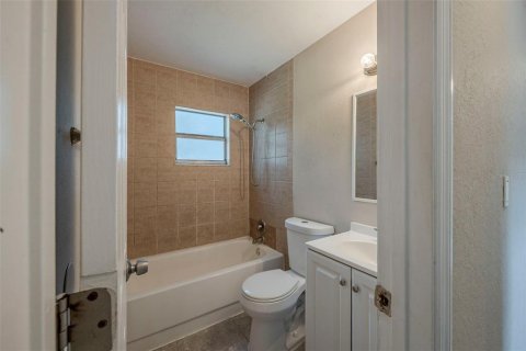 Casa en venta en Orlando, Florida, 3 dormitorios, 100.98 m2 № 1834782 - foto 30