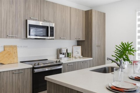 Купить таунхаус в Майами, Флорида 7 комнат, 169.45м2, № 2077998 - фото 15