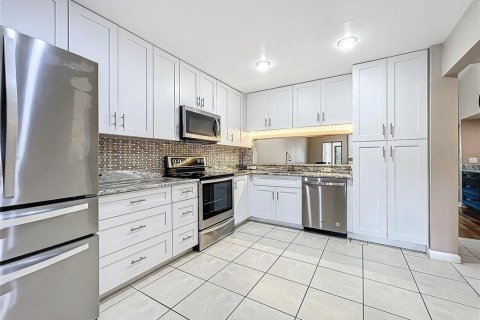 Condominio en venta en Altamonte Springs, Florida, 3 dormitorios, 153.57 m2 № 1620282 - foto 14