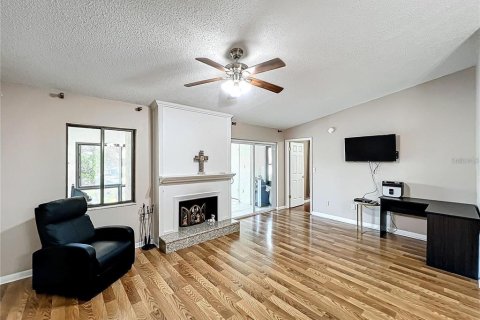 Condominio en venta en Altamonte Springs, Florida, 3 dormitorios, 153.57 m2 № 1620282 - foto 18