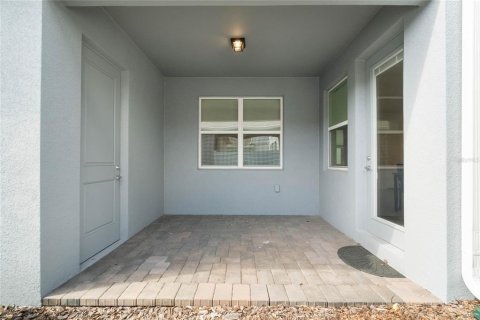House in ISLES OF LAKE NONA in Orlando, Florida 3 bedrooms, 205.87 sq.m. № 1548396 - photo 25