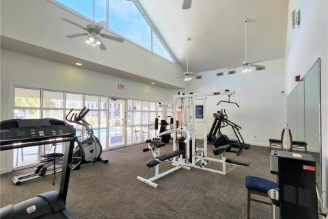 Condo in Gainesville, Florida, 1 bedroom  № 1744089 - photo 13