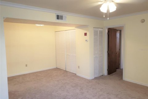Condo in Gainesville, Florida, 1 bedroom  № 1744089 - photo 3