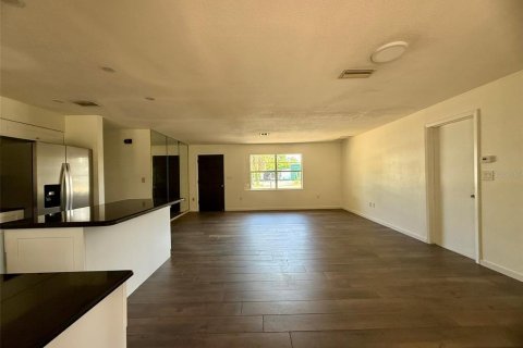 Villa ou maison à louer à Sebring, Floride: 3 chambres, 111.76 m2 № 2099970 - photo 5