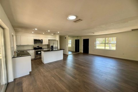 Villa ou maison à louer à Sebring, Floride: 3 chambres, 111.76 m2 № 2099970 - photo 6