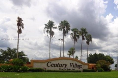 Condo in Pembroke Pines, Florida, 2 bedrooms  № 1755762 - photo 28
