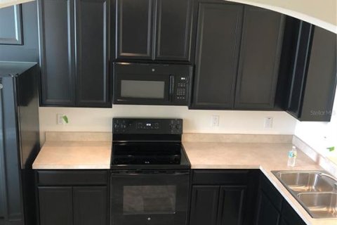 Townhouse in Riverview, Florida 2 bedrooms, 104.05 sq.m. № 1560899 - photo 8