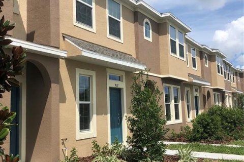 Townhouse in Riverview, Florida 2 bedrooms, 104.05 sq.m. № 1560899 - photo 2