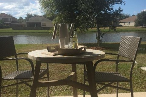 Townhouse in Riverview, Florida 2 bedrooms, 104.05 sq.m. № 1560899 - photo 1