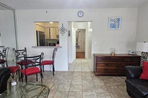 Appartement à louer à Hallandale Beach, Floride: 1 chambre, 46.45 m2 № 2280941 - photo 3