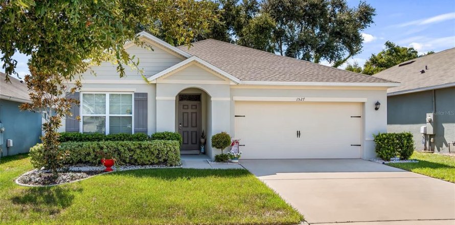 Casa en Groveland, Florida 3 dormitorios, 159.42 m2 № 1900790