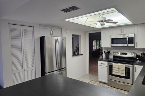 House in Bradenton, Florida 3 bedrooms, 220.92 sq.m. № 2098483 - photo 8