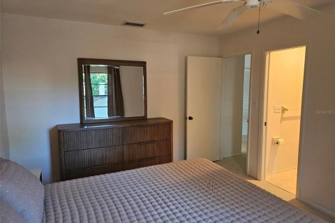 House in Bradenton, Florida 3 bedrooms, 220.92 sq.m. № 2098483 - photo 26