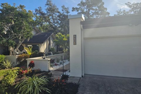 House in Bradenton, Florida 3 bedrooms, 220.92 sq.m. № 2098483 - photo 3
