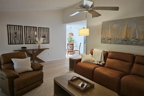House in Bradenton, Florida 3 bedrooms, 220.92 sq.m. № 2098483 - photo 16