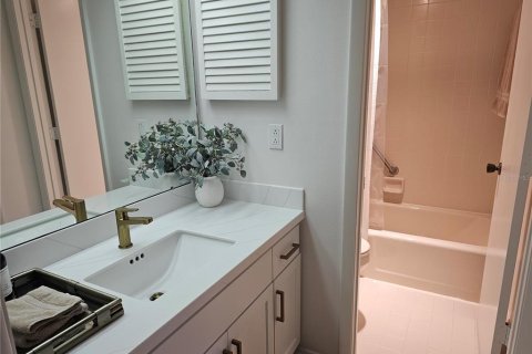 House in Bradenton, Florida 3 bedrooms, 220.92 sq.m. № 2098483 - photo 30