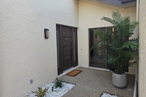 House in Bradenton, Florida 3 bedrooms, 220.92 sq.m. № 2098483 - photo 2
