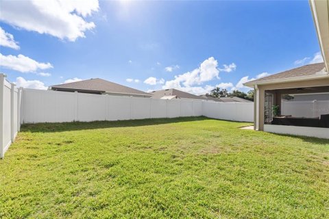 House in Auburndale, Florida 3 bedrooms, 120.59 sq.m. № 2379147 - photo 29