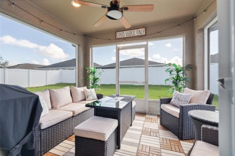 House in Auburndale, Florida 3 bedrooms, 120.59 sq.m. № 2379147 - photo 25