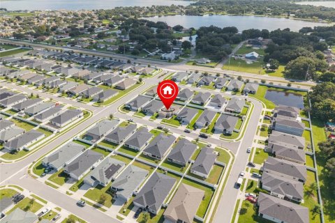 House in Auburndale, Florida 3 bedrooms, 120.59 sq.m. № 2379147 - photo 30