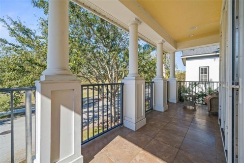 House in Four Corners, Florida 4 bedrooms, 315.87 sq.m. № 1747704 - photo 26