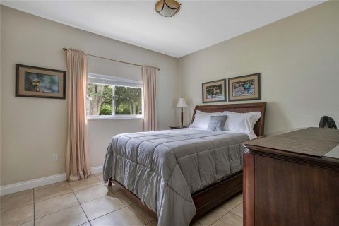 House in Lutz, Florida 4 bedrooms, 169.55 sq.m. № 2218846 - photo 28