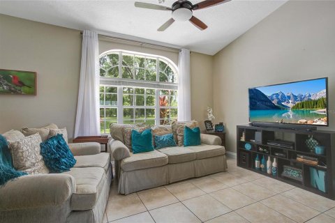 House in Lutz, Florida 4 bedrooms, 169.55 sq.m. № 2218846 - photo 27