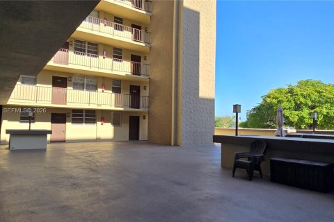 Condominio en venta en Hollywood, Florida, 1 dormitorio, 63.92 m2 № 2055874 - foto 13