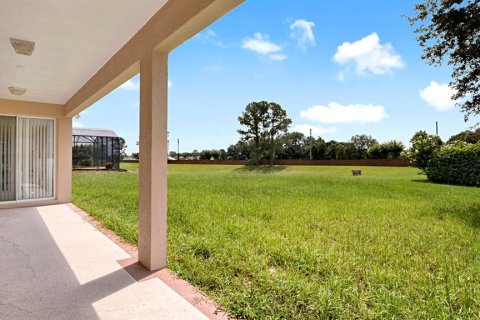 House in Lake Mary, Florida 5 bedrooms, 328.87 sq.m. № 2215368 - photo 4