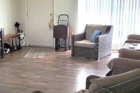 Casa en venta en Port Richey, Florida, 2 dormitorios, 120.59 m2 № 1657835 - foto 12