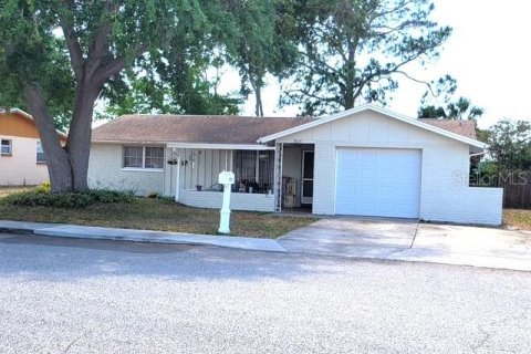 Casa en venta en Port Richey, Florida, 2 dormitorios, 120.59 m2 № 1657835 - foto 2