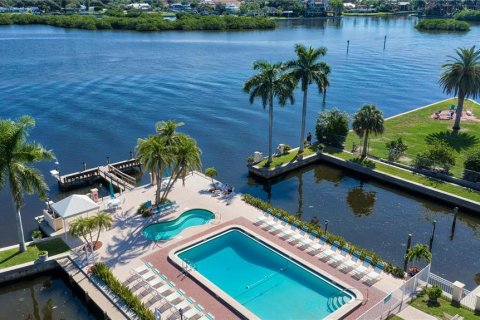 Copropriété à louer à Sarasota, Floride: 2 chambres, 117.99 m2 № 1842290 - photo 30