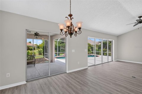 Casa en venta en The Villages, Florida, 3 dormitorios, 186.18 m2 № 2221622 - foto 24