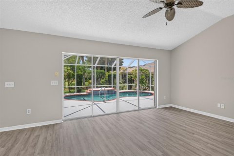 Casa en venta en The Villages, Florida, 3 dormitorios, 186.18 m2 № 2221622 - foto 12