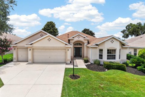 House in The Villages, Florida 3 bedrooms, 186.18 sq.m. № 2221622