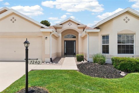 Casa en venta en The Villages, Florida, 3 dormitorios, 186.18 m2 № 2221622 - foto 4