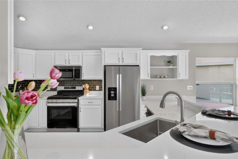 Casa en venta en The Villages, Florida, 3 dormitorios, 186.18 m2 № 2221622 - foto 27