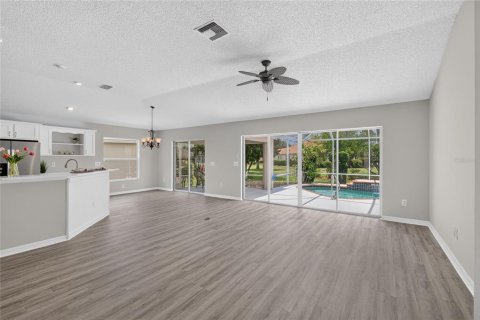 Casa en venta en The Villages, Florida, 3 dormitorios, 186.18 m2 № 2221622 - foto 13