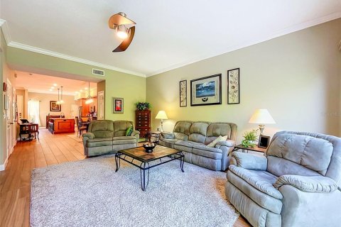 Townhouse in Palm Harbor, Florida 3 bedrooms, 264.21 sq.m. № 2196388 - photo 4