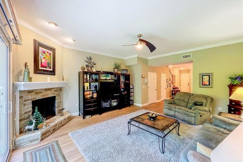 Townhouse in Palm Harbor, Florida 3 bedrooms, 264.21 sq.m. № 2196388 - photo 3