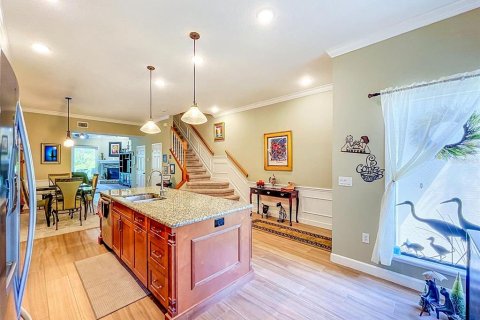 Townhouse in Palm Harbor, Florida 3 bedrooms, 264.21 sq.m. № 2196388 - photo 13