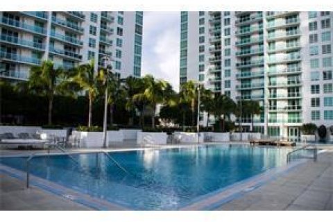 Copropriété à louer à Miami, Floride: 1 chambre, 83.8 m2 № 2352638 - photo 11