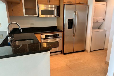Copropriété à louer à Miami, Floride: 1 chambre, 83.8 m2 № 2352638 - photo 4