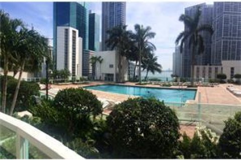 Copropriété à louer à Miami, Floride: 1 chambre, 83.8 m2 № 2352638 - photo 2